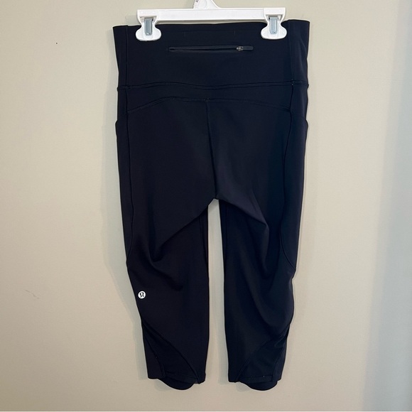 LULULEMON Pace Perfect Crop 17” Black 6 - Picture 7 of 9